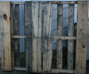 pallet-wall-homie-spiti-diy-2